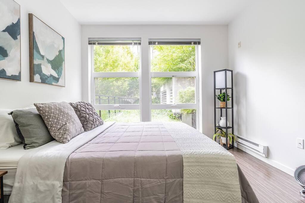 One Bedroom Luxury Apartment Seattle Extérieur photo