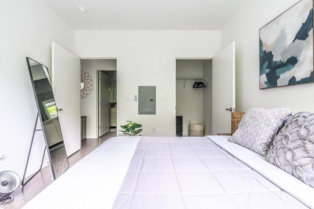 One Bedroom Luxury Apartment Seattle Extérieur photo